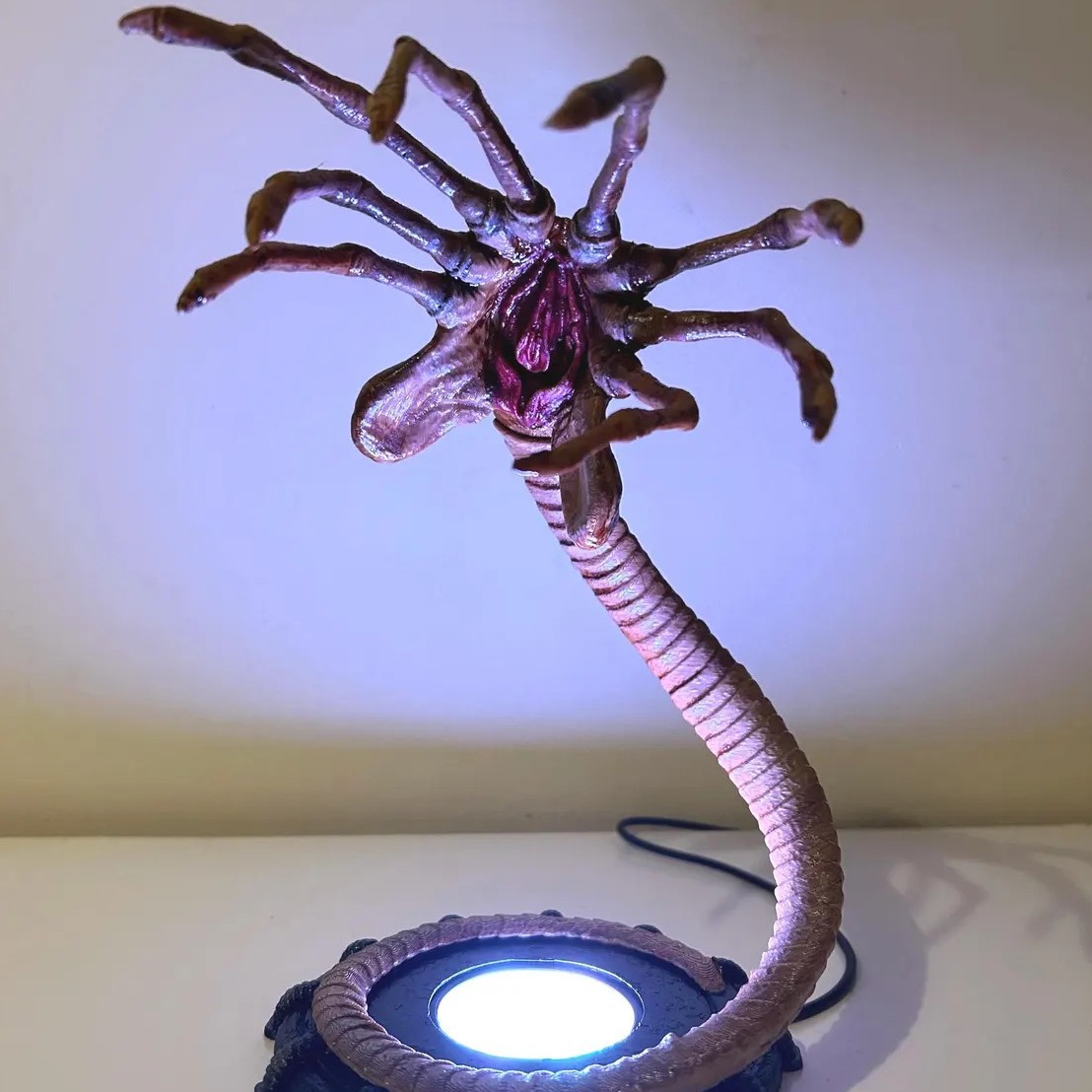 외계인 페이스허거 램프 야간 조명, LED 조명이 있는 - Lighting Decor Items 리뷰 및 가격